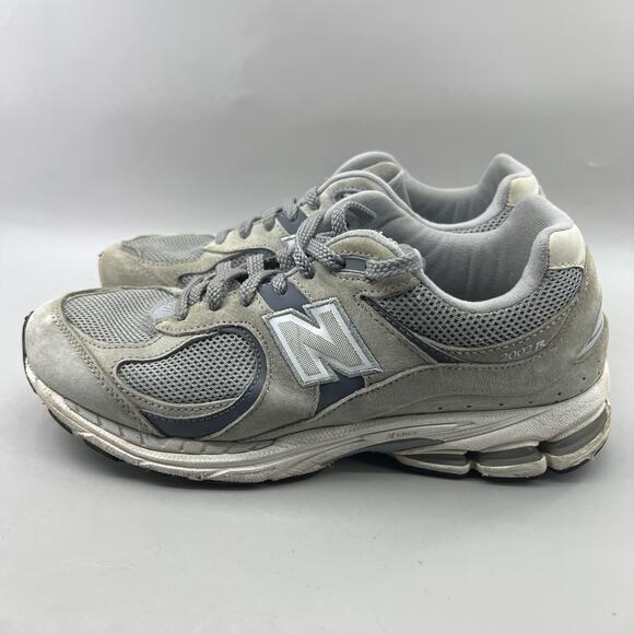 New Balance 2002R RC Running Shoes Men 8.5 D Gray Suede Mesh Comfort Sneakers